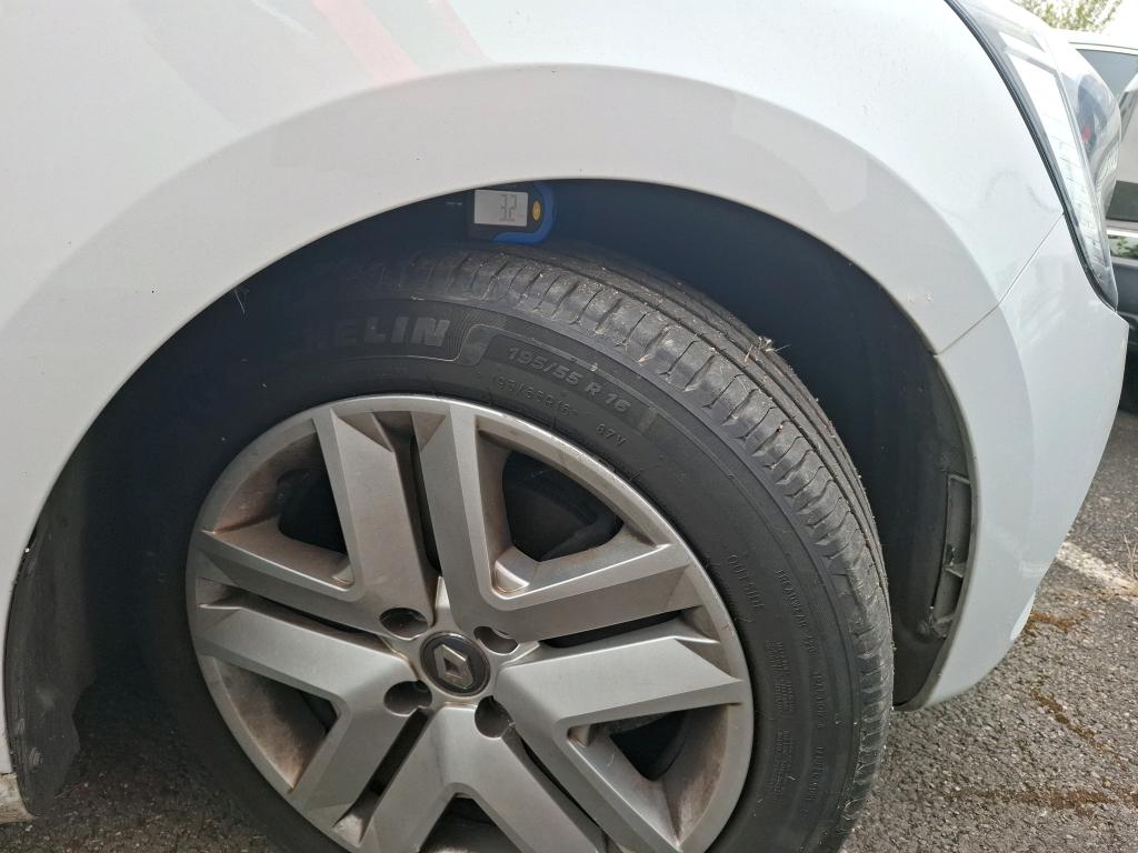 RENAULT CLIO V SCe 65 - 21 Business 2021