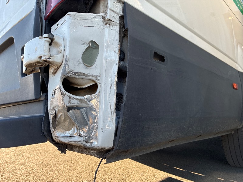IVECO 35S14V16 2.3 140 ch Pack business ouverture portes 270 degrés 2023