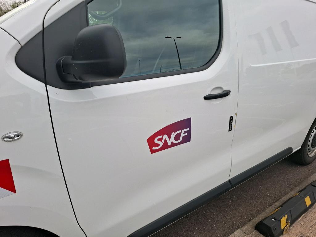 CITROEN JUMPY FGN M BLUEHDI 120 S&S BVM6 CLUB 340 NM 2021