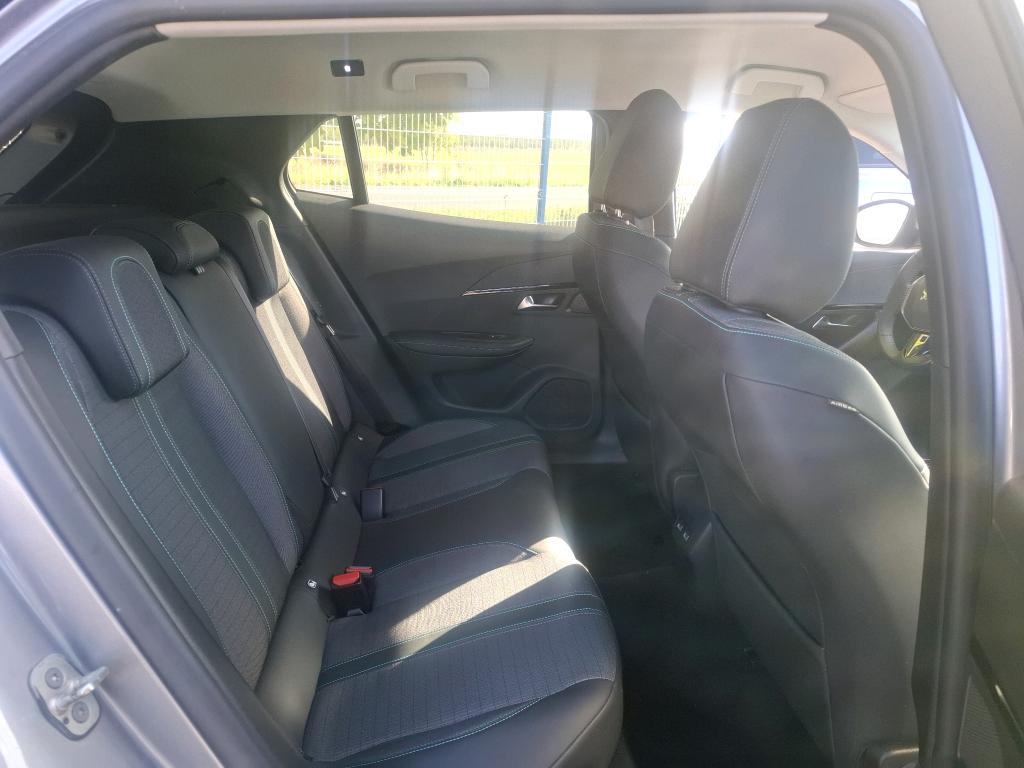 PEUGEOT 2008 BlueHDi 130 S&S EAT8 Allure Pack 2021
