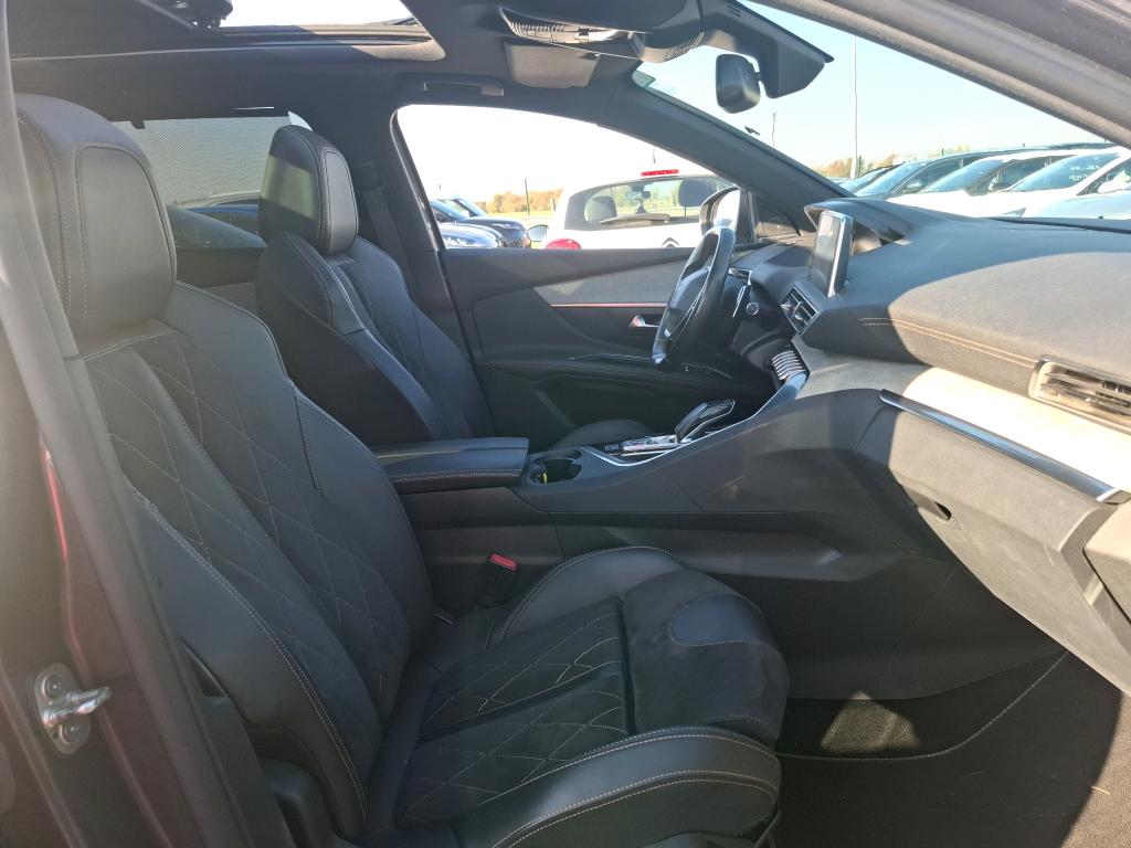 PEUGEOT 5008 BlueHDi 180ch S&S EAT8 GT 2019