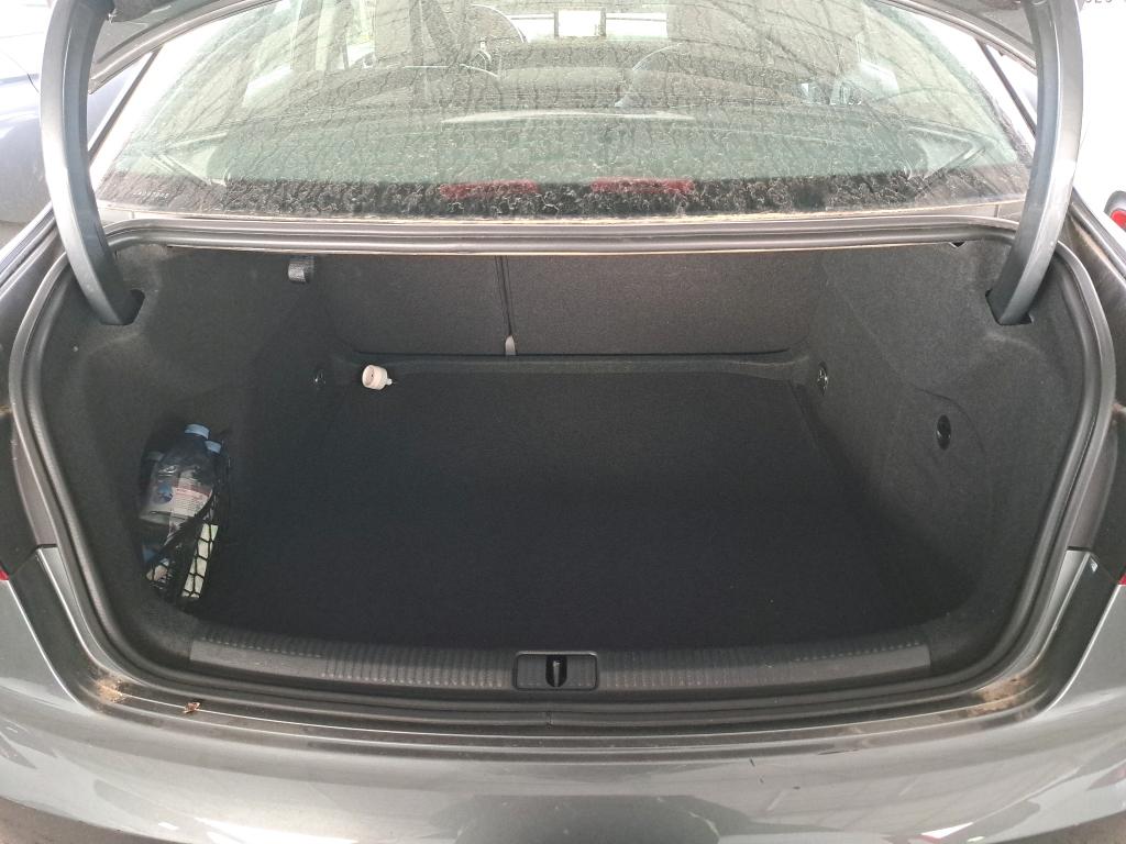 AUDI A3/S3 A3 BERLINE 35 TFSI CoD 150 S tronic 7 Business line 2020