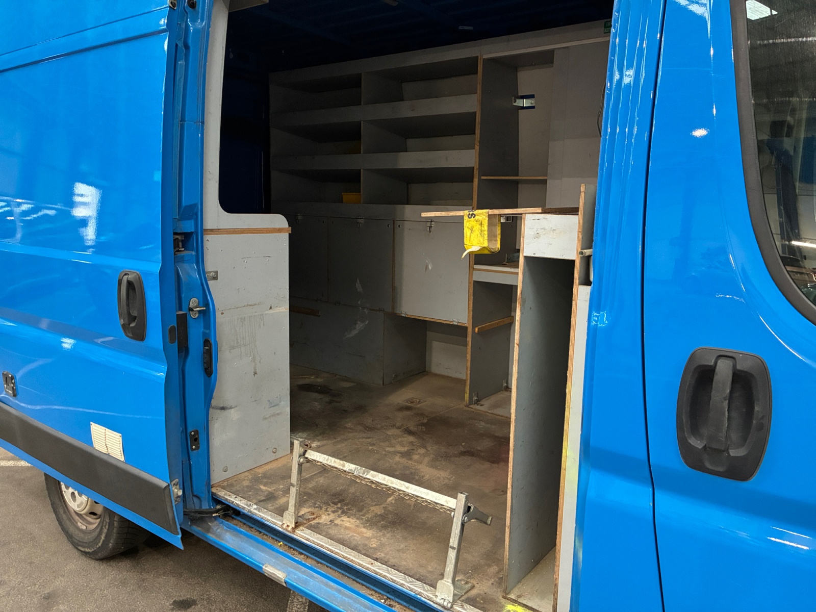 PEUGEOT BOXER TOLE 335 L2H2 BLUEHDI 160 S&S PREMIUM PACK 2018