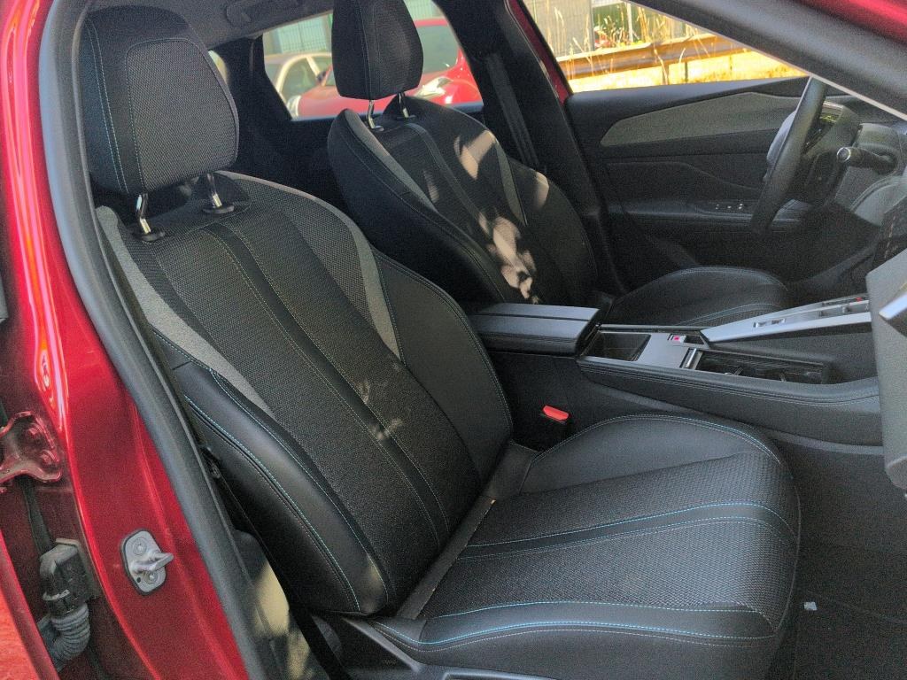 PEUGEOT 308 SW PHEV 180 e-EAT8 Allure 2024