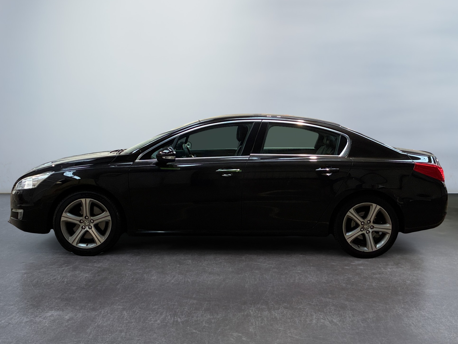 PEUGEOT 508 2.2 HDi 204ch FAP BVA6 GT A 2011