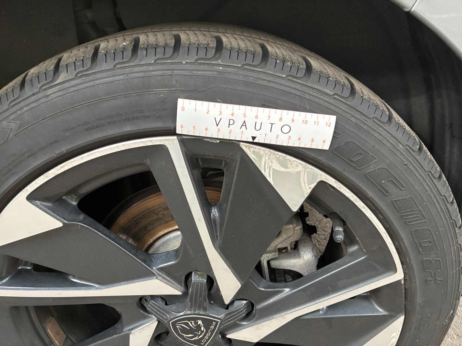 PEUGEOT 308 Hybrid 145 e-DCS6 Allure 2025