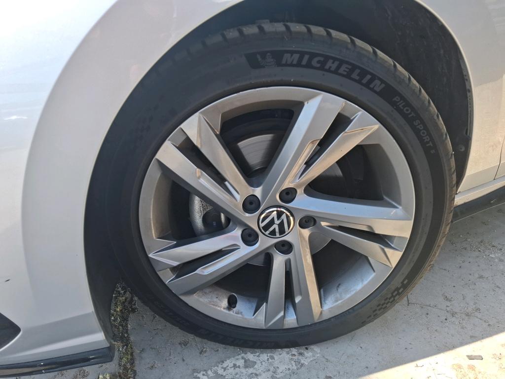 VOLKSWAGEN GOLF 2.0 TDI SCR 150 DSG7 R-Line 2022