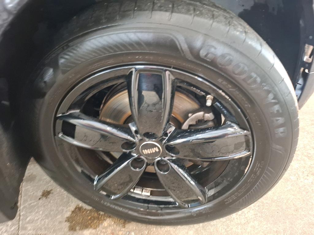 MINI COUNTRYMAN F60 LCI 136 ch BVA7 Cooper Essential 2023