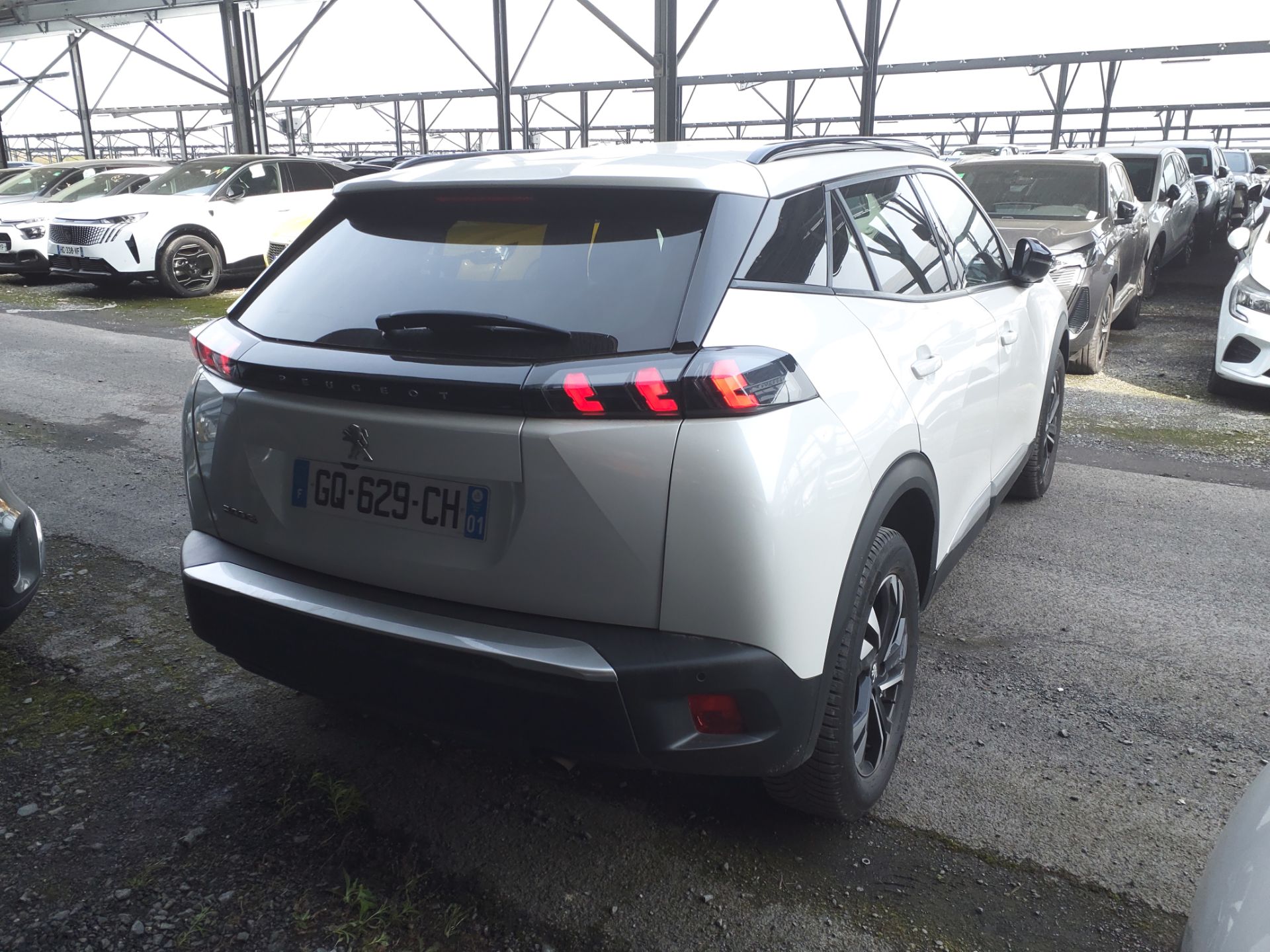 PEUGEOT 2008 PureTech 100 S&S BVM6 Allure 2023