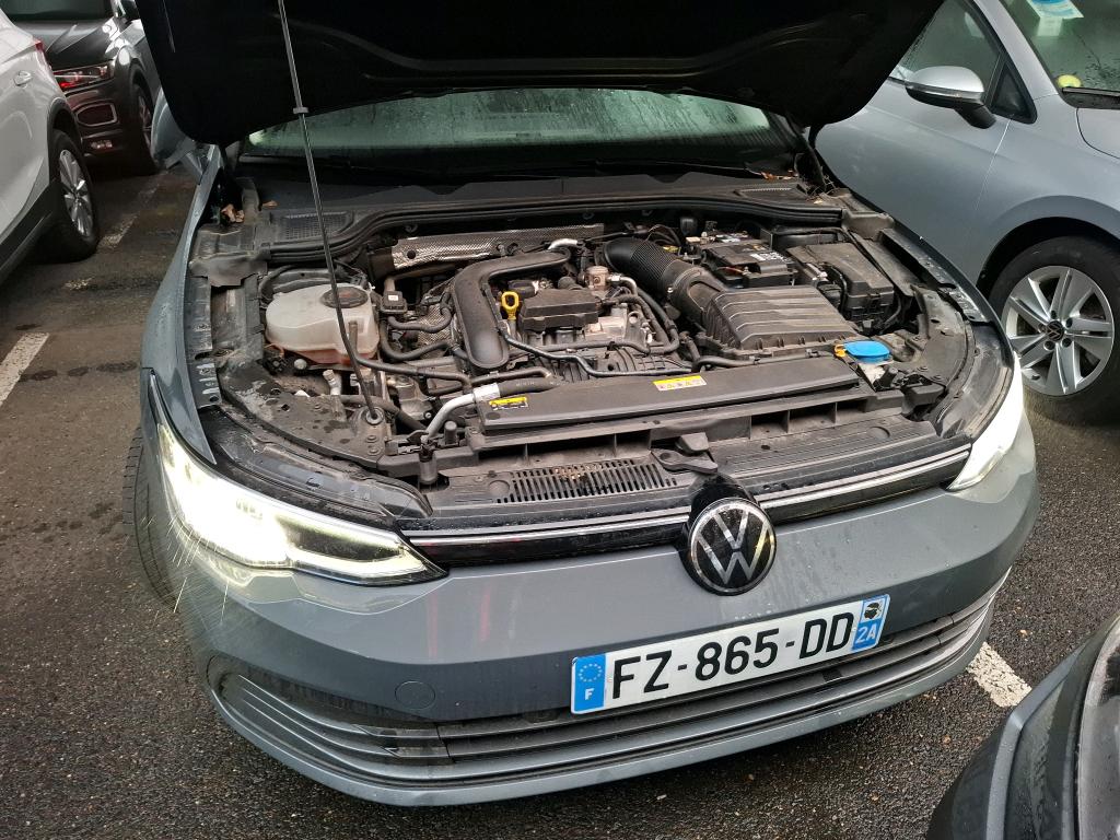VOLKSWAGEN GOLF 1.0 eTSI OPF 110 DSG7 Life Business 2021