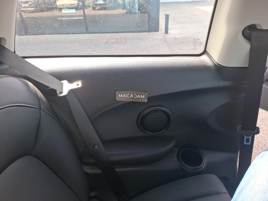 MINI HATCH 3 Portes Cooper SE 184 ch Essential 2023