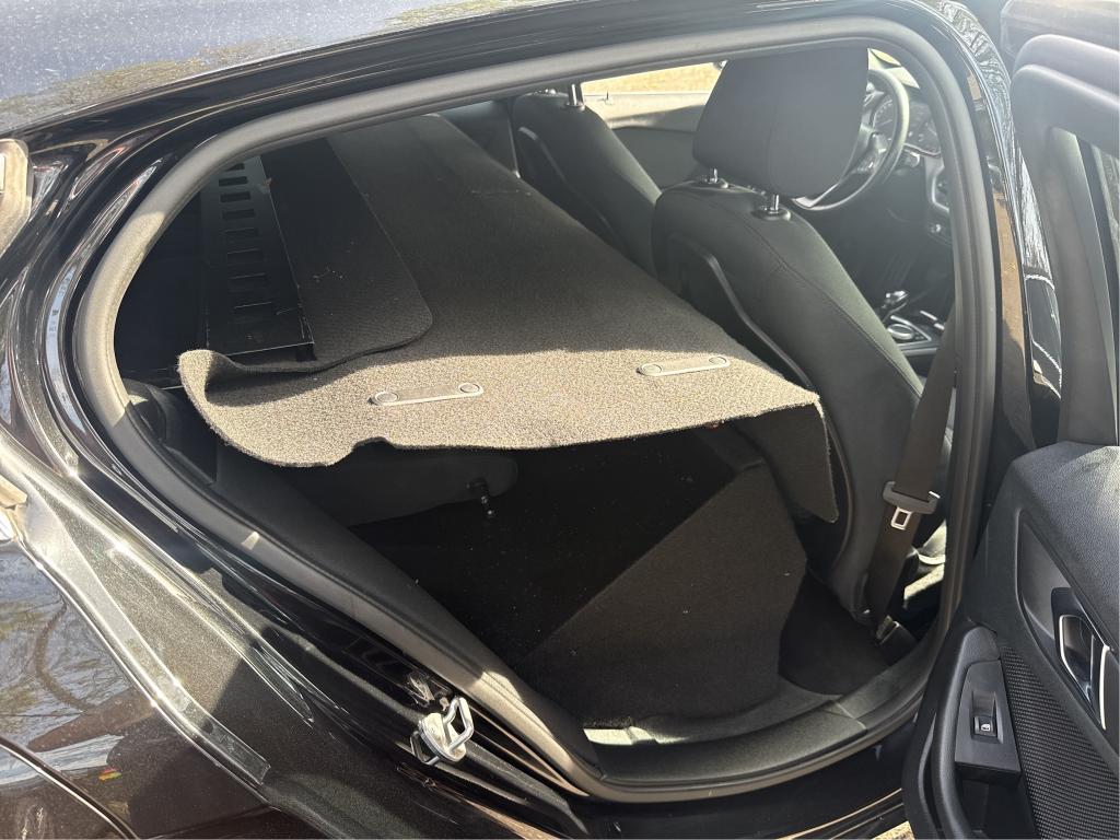 BMW SERIE 1 F40 116d 116 ch DKG7 Business Design 2021
