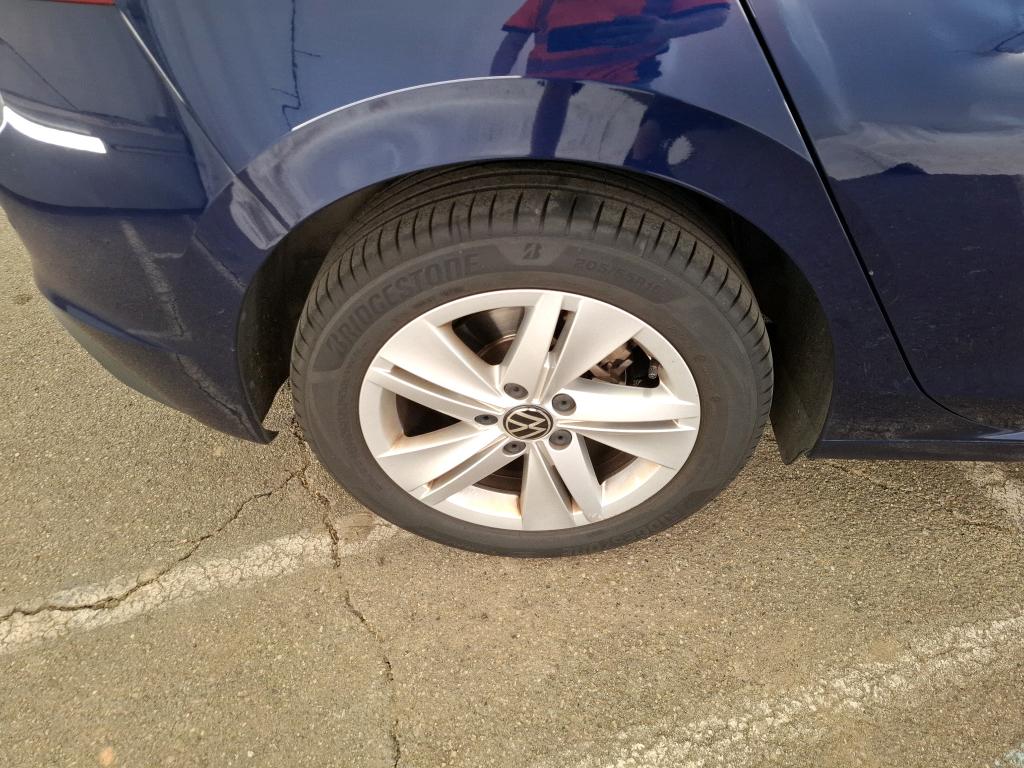 VOLKSWAGEN GOLF 1.0 eTSI OPF 110 DSG7 Life Plus 2024