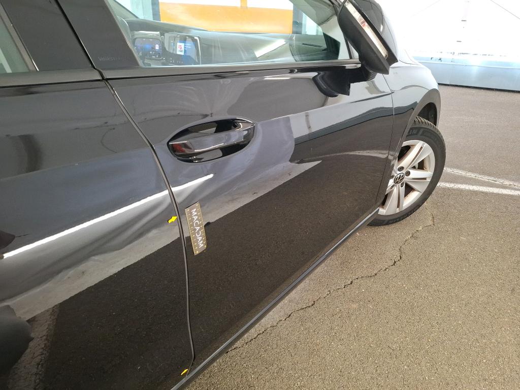 VOLKSWAGEN GOLF 1.0 eTSI OPF 110 DSG7 Life Business 2022
