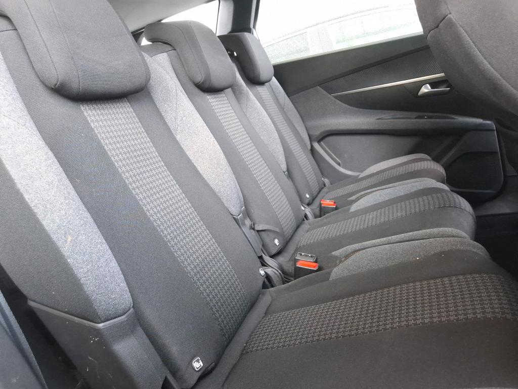 PEUGEOT 5008 BlueHDi 130ch S&S EAT8 Active Pack 2022