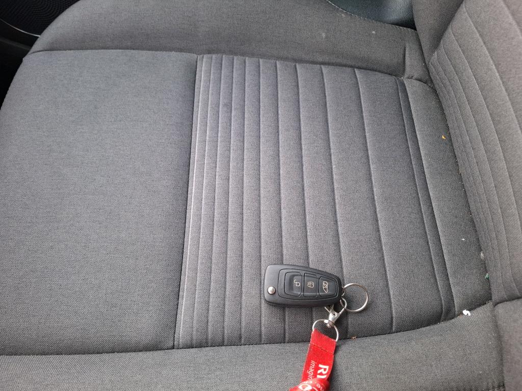 FORD TOURNEO CUSTOM 320 L1H1 2.0 EcoBlue 130 BVA Titanium 2019