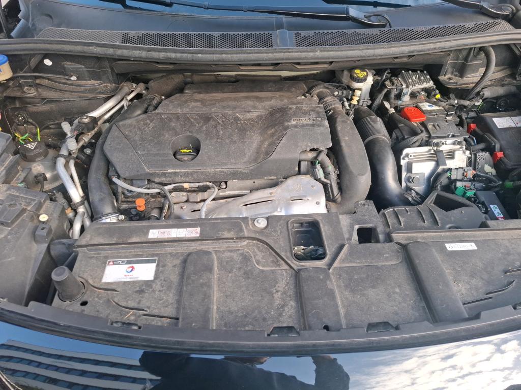 PEUGEOT 3008 Hybrid 225 e-EAT8 Active Pack 2023