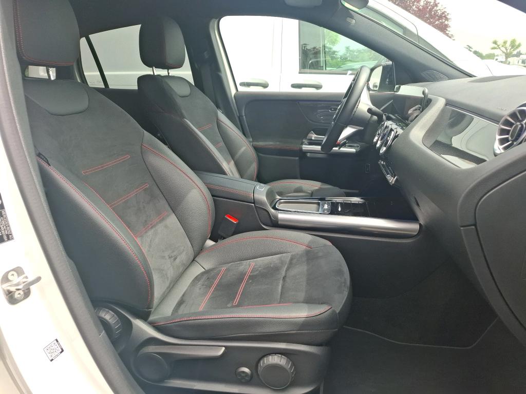 MERCEDES-BENZ GLA 200 d 8G-DCT AMG Line 2024