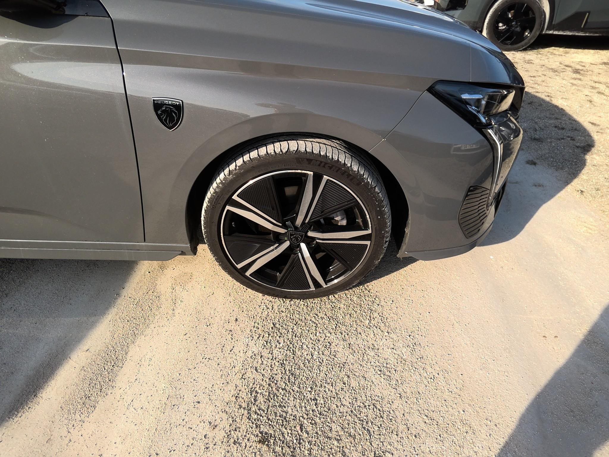 PEUGEOT 308 Hybrid 145 e-DCS6 GT 2025