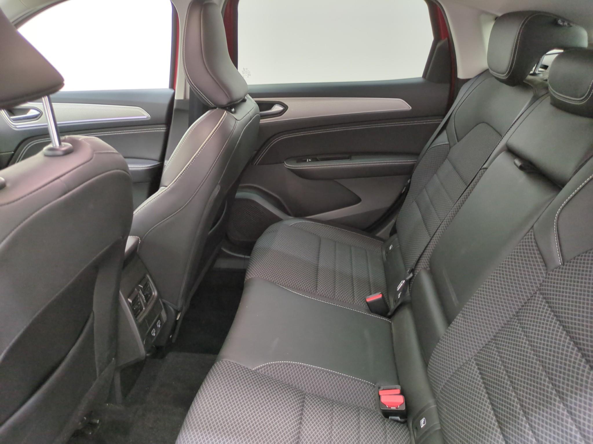 RENAULT ARKANA E-Tech 145 - 22 Techno 2023