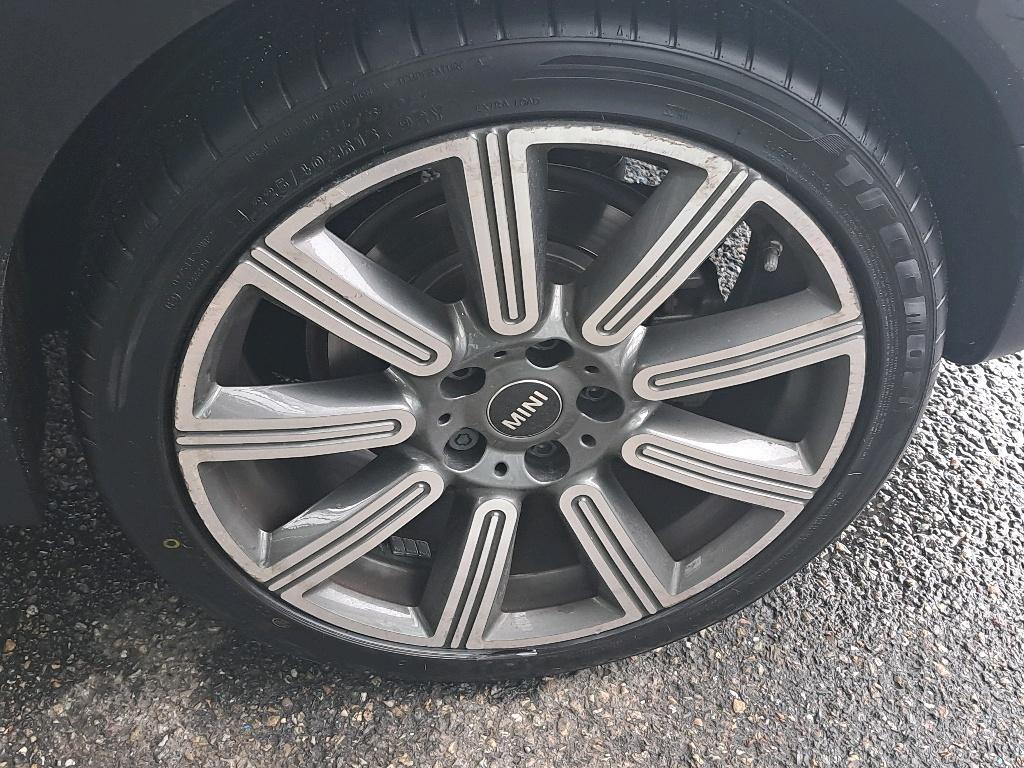 MINI CLUBMAN F54 LCI Cooper 136 ch BVA7 Essential 2023
