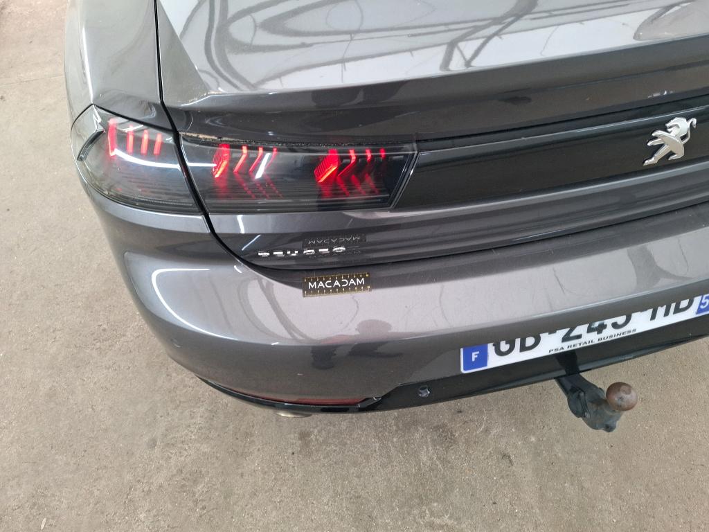 PEUGEOT 508 Hybrid 225 e-EAT8 Allure Pack 2021