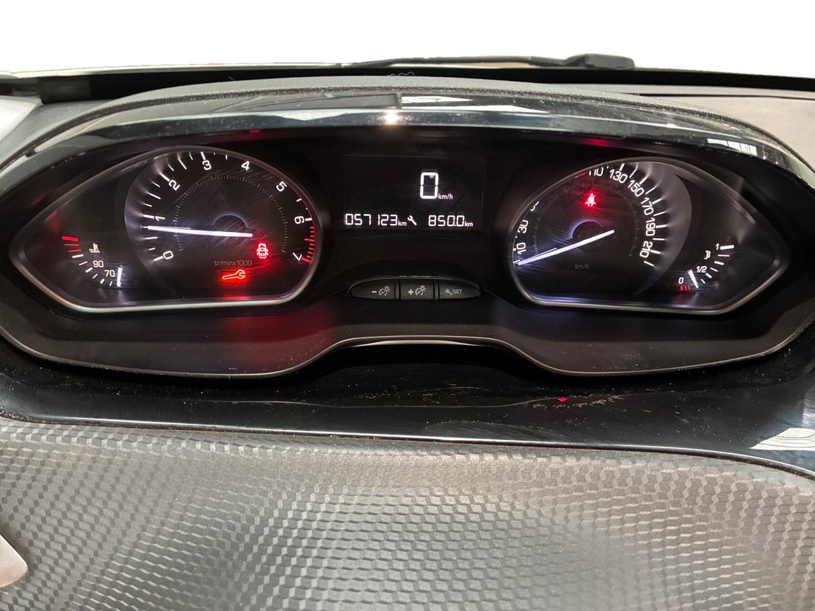 PEUGEOT 208 Style PureTech 82 BVM5 5 ptes 2017