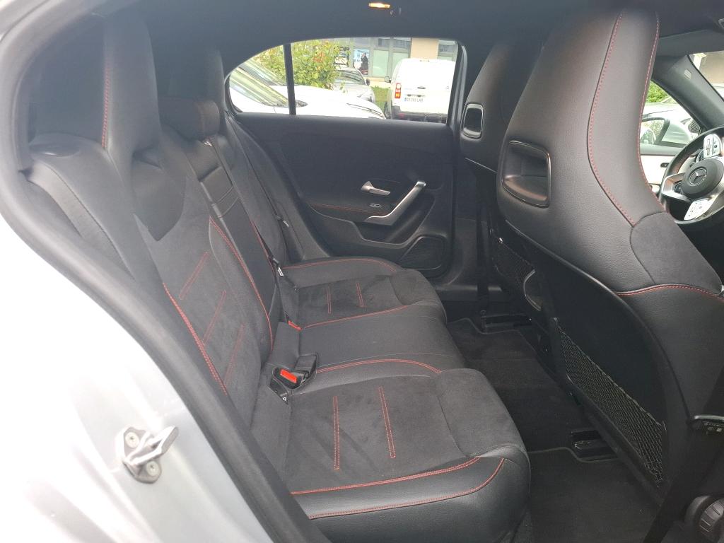 MERCEDES-BENZ CLASSE A 180 7G-DCT AMG Line 2022