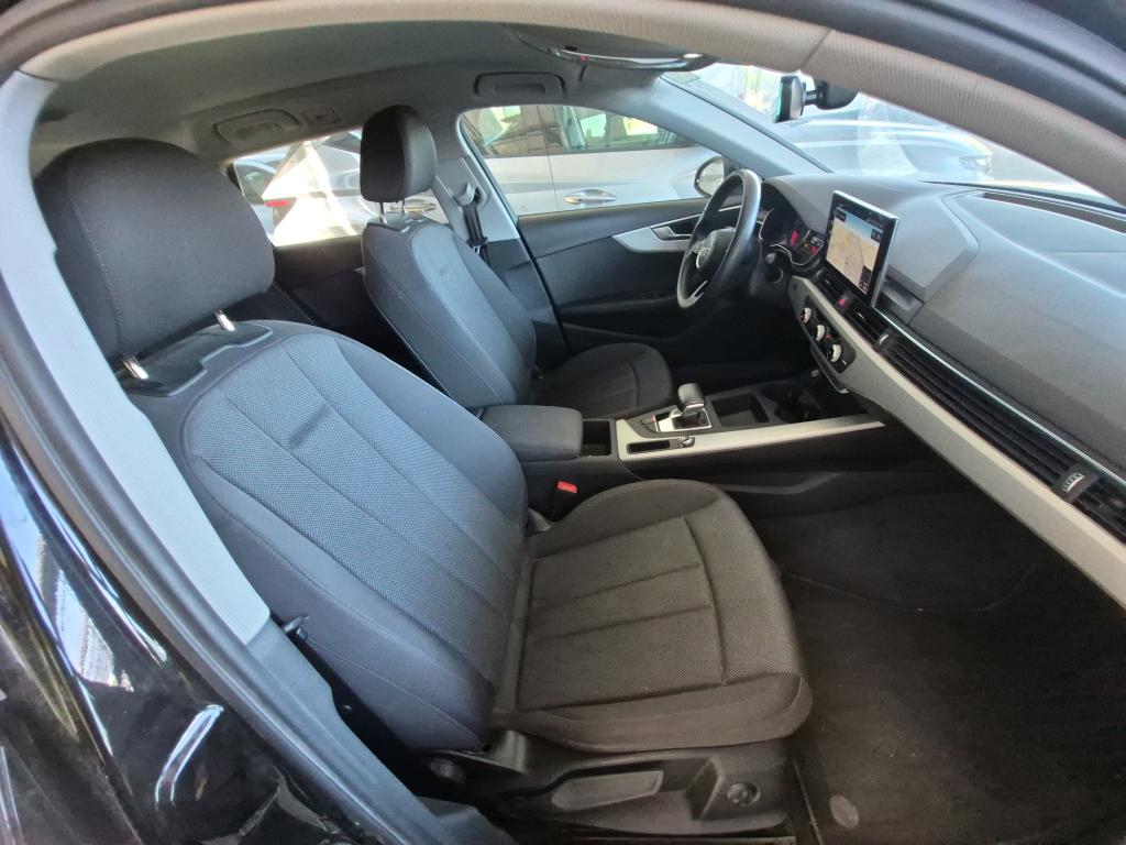AUDI A4 AVANT 35 TDI 163 S tronic 7 Business Line 2021