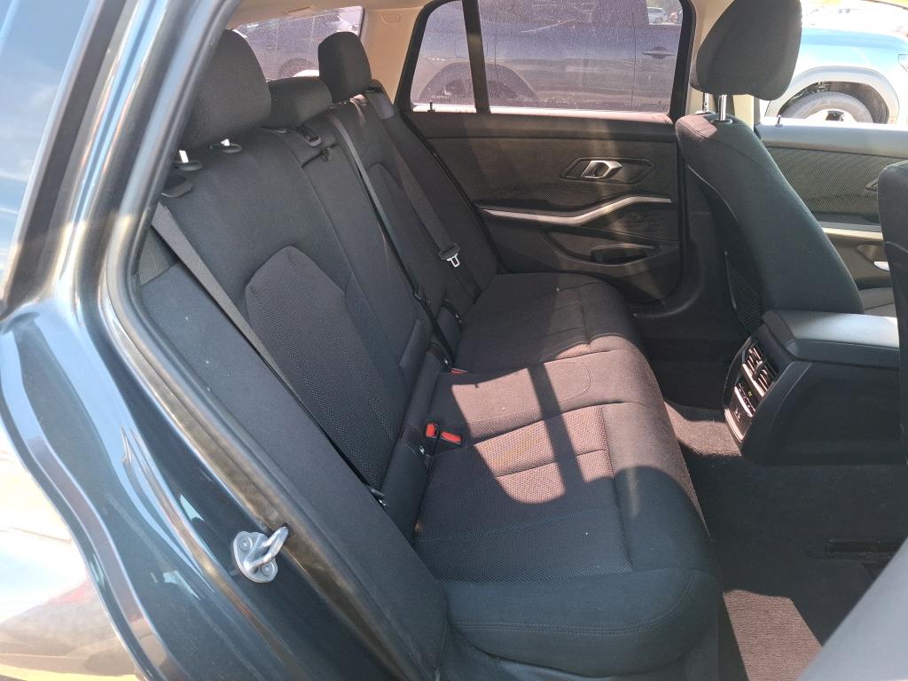 BMW SERIE 3 TOURING G21 318d 150 ch BVA8 Lounge 2022