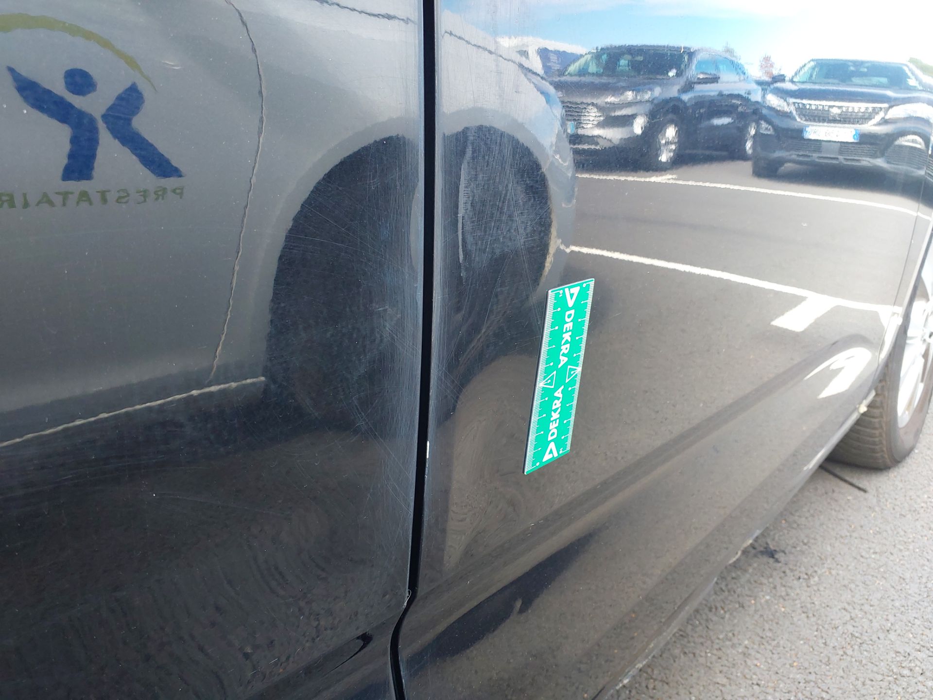 FORD Grand Tourneo 2,0 ECOBLUE 102 CV BVM TITANIUM 2023