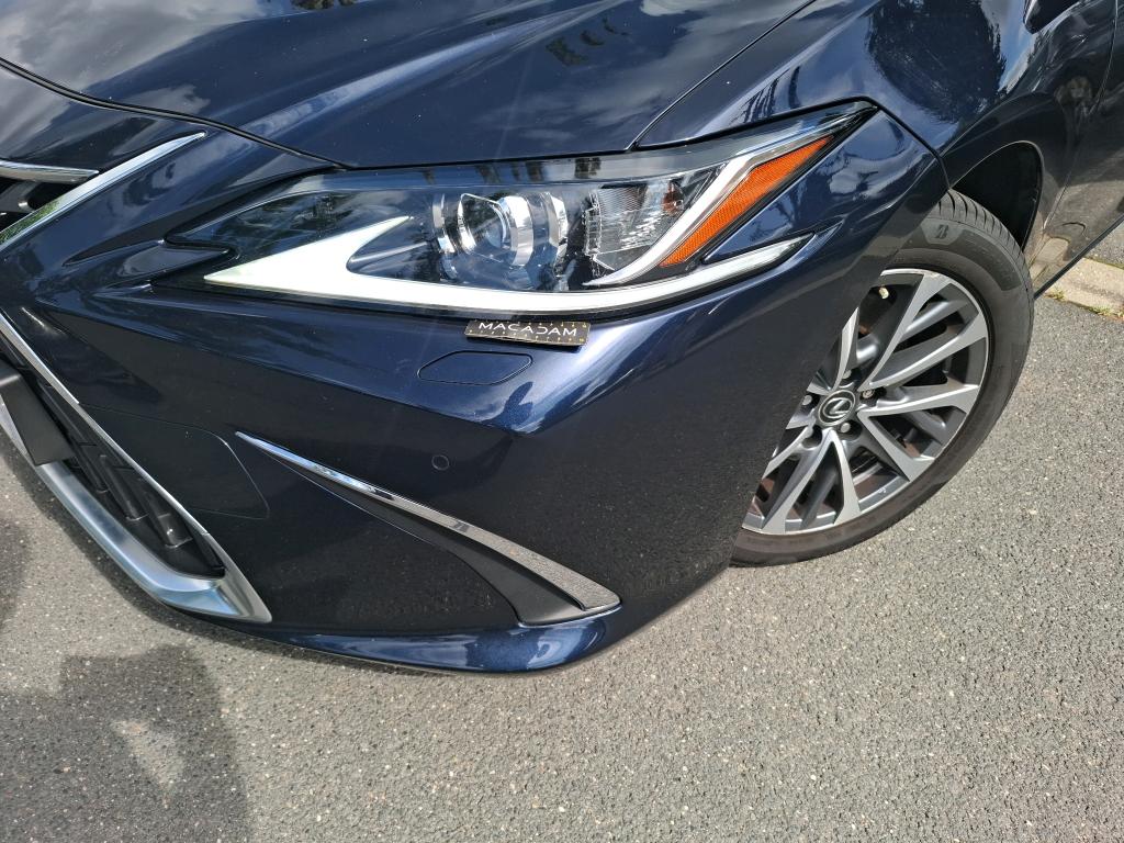 LEXUS  2022