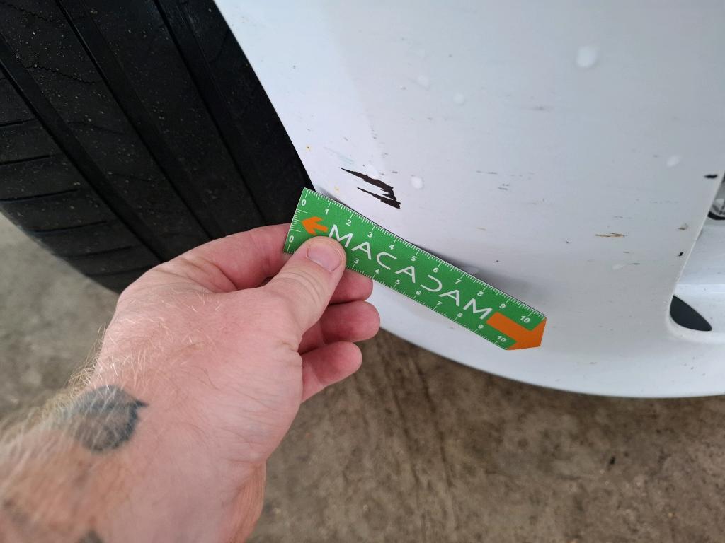 TESLA  2023