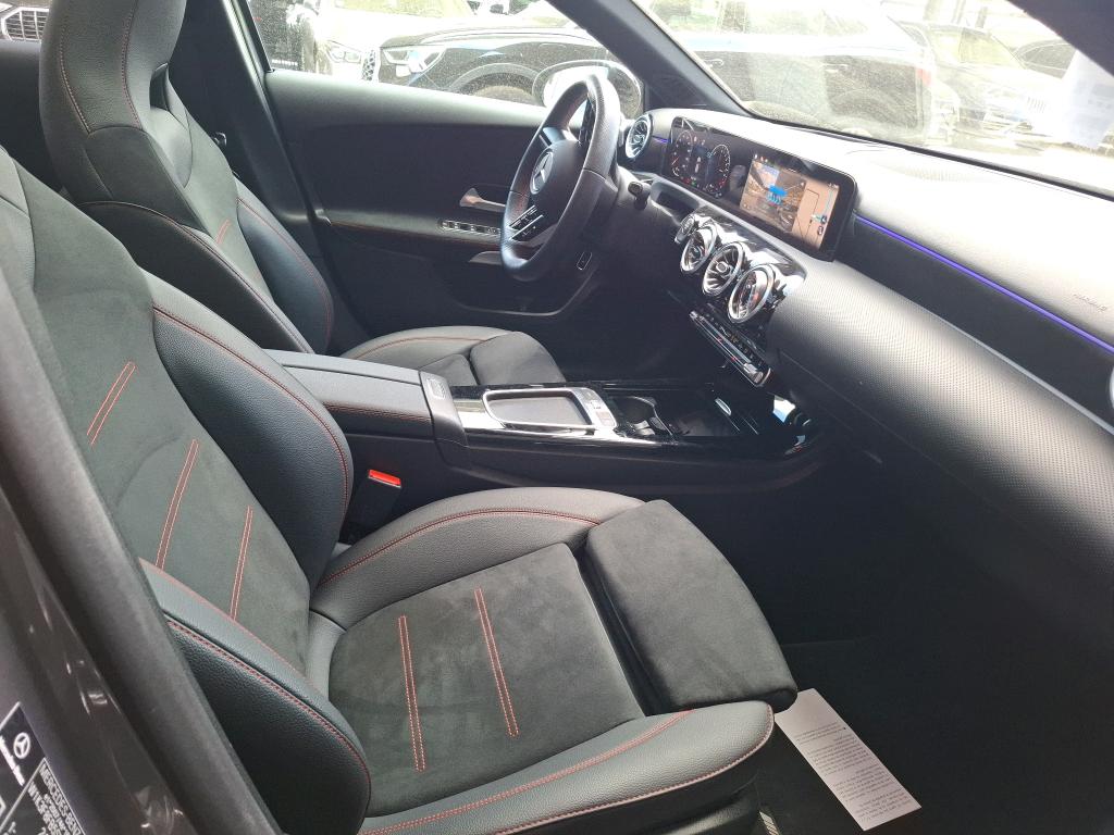 MERCEDES CLASSE A 250 e 8G-DCT AMG Line 2024