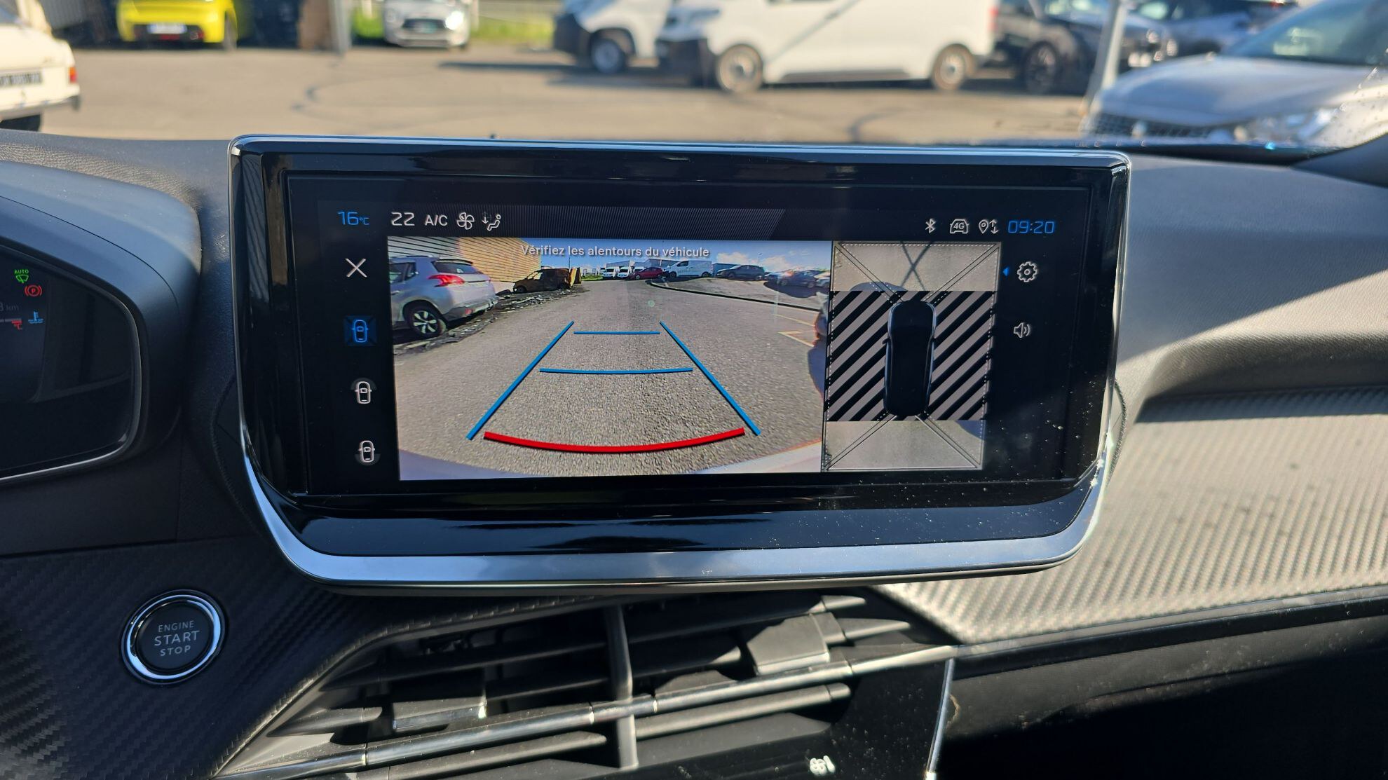 PEUGEOT 2008 Hybrid 145 e-DCS6 Allure 2025