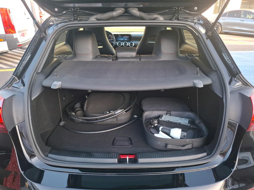 MERCEDES-BENZ MERCEDES CLASSE A 250 e 8G-DCT AMG Line 2023