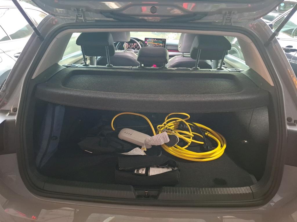 VOLKSWAGEN GOLF 1.5 eHybrid 204 DSG6 Style 2025