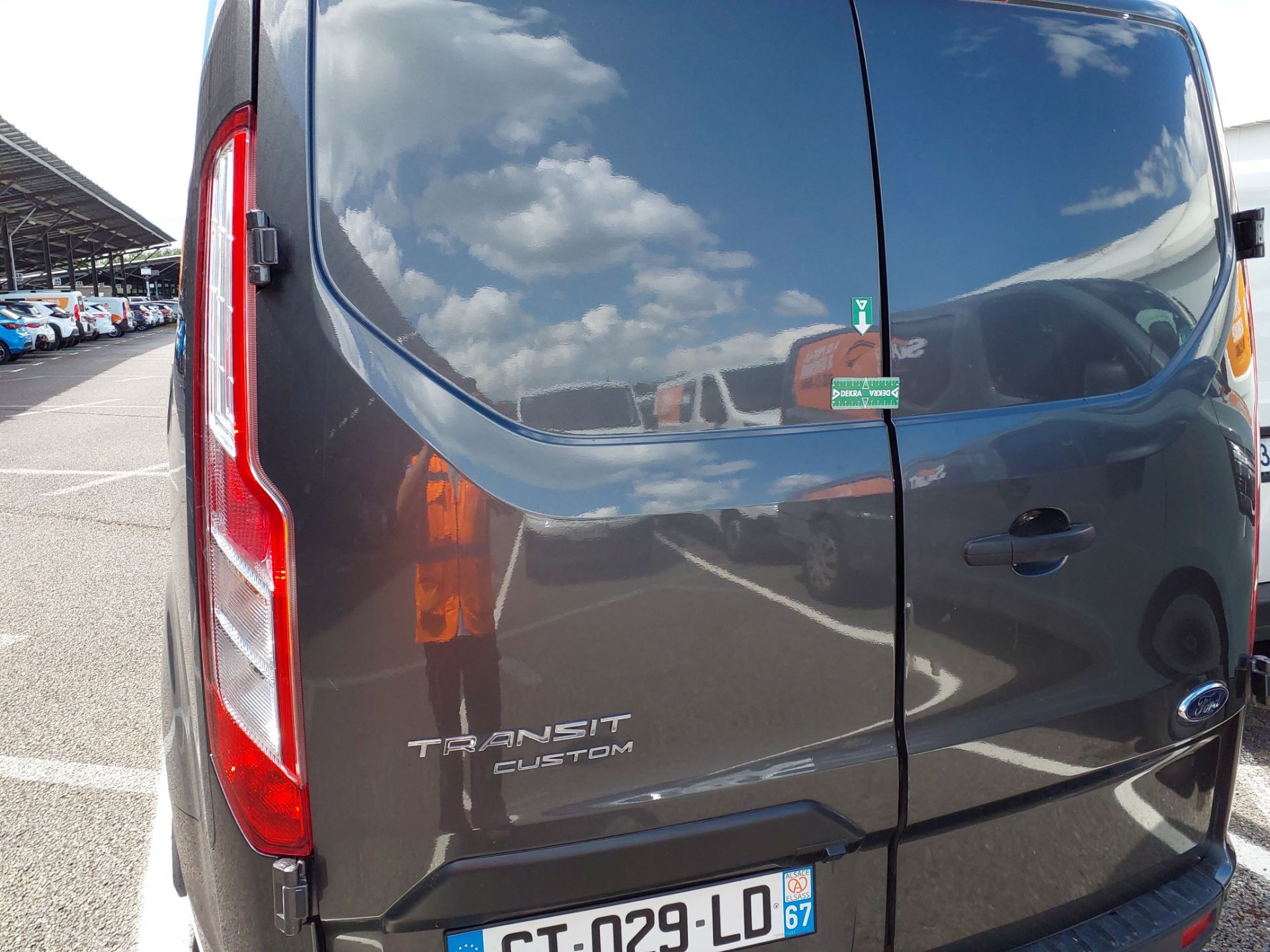 FORD TRANSIT CUSTOM FOURGON 280 L1H1 2.0 ECOBLUE 130 BVA TREND BUSINESS 2023