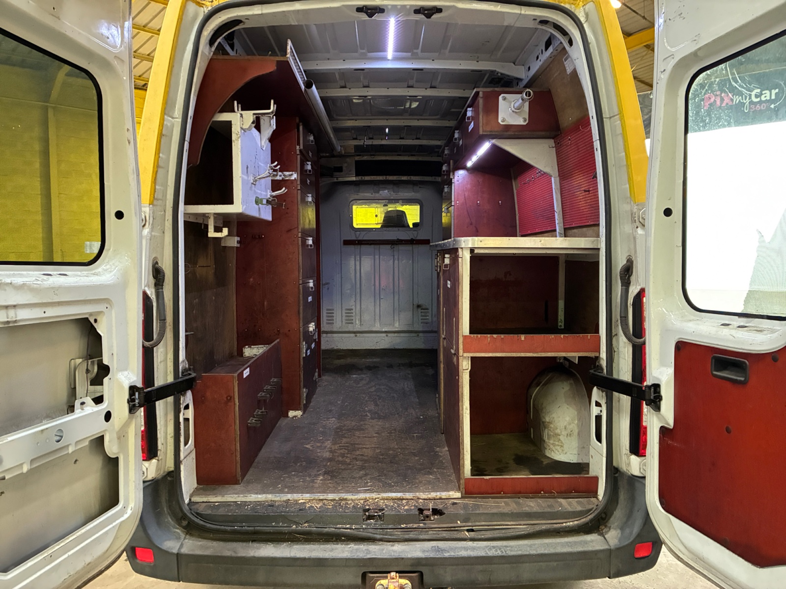 RENAULT MASTER FOURGON FGN L3H2 3.5t 2.3 dCi 125 CONFORT EURO 5 2013