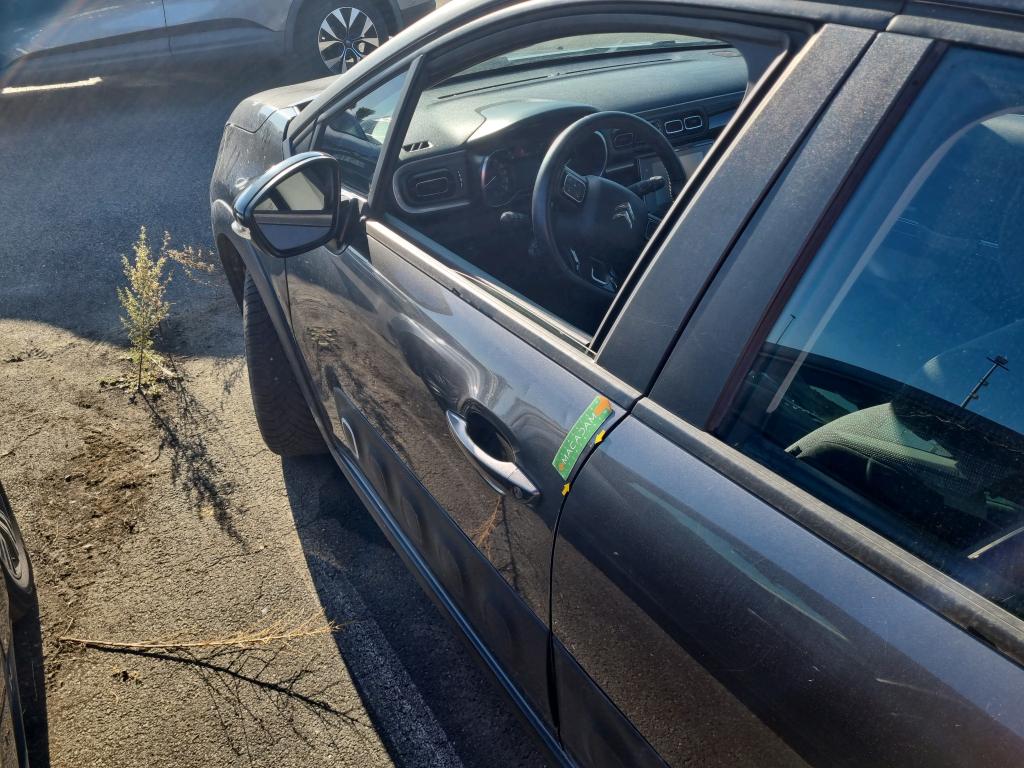 CITROEN C3 BUSINESS PureTech 82 S&S BVM5 Shine 2019
