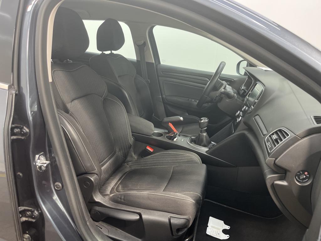 RENAULT MÉGANE MEGANE IV ESTATE Blue dCi 115 Business 2019