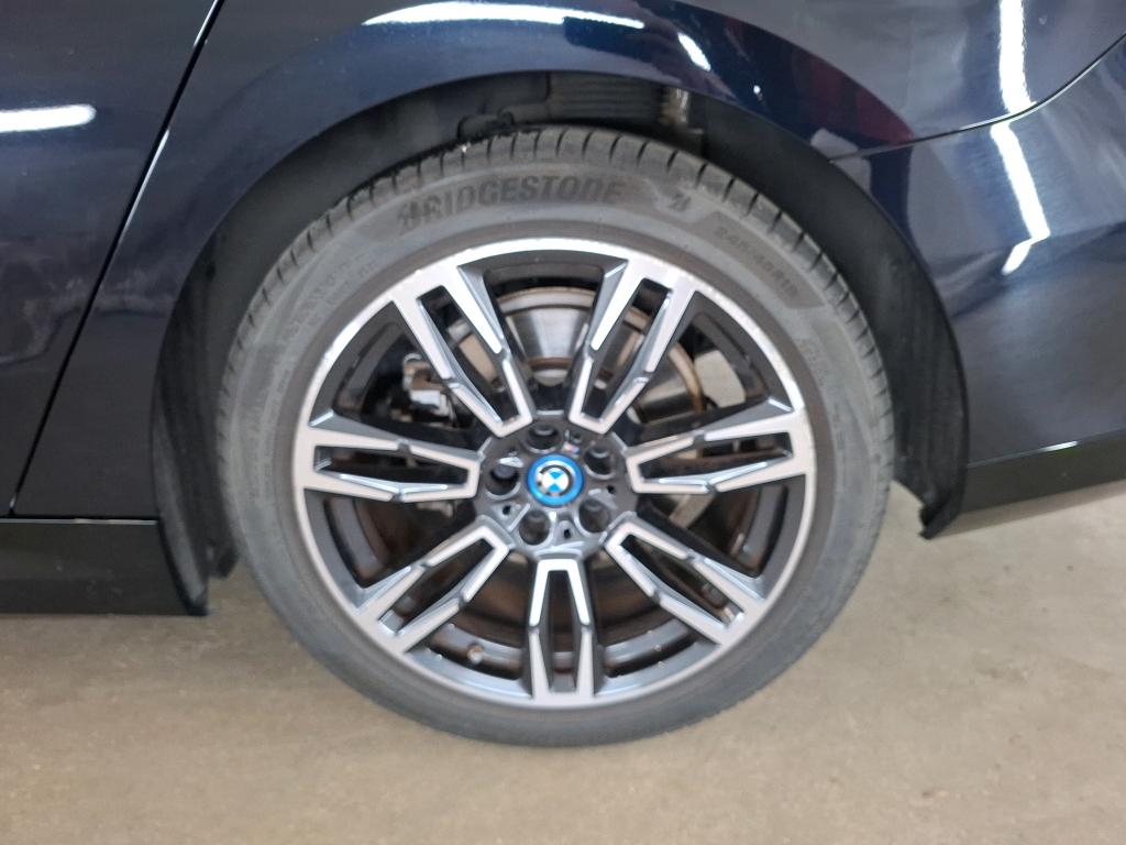 BMW SERIE 5 BERLINE G60 530e PHEV 299 ch BVA8 M Sport 2024