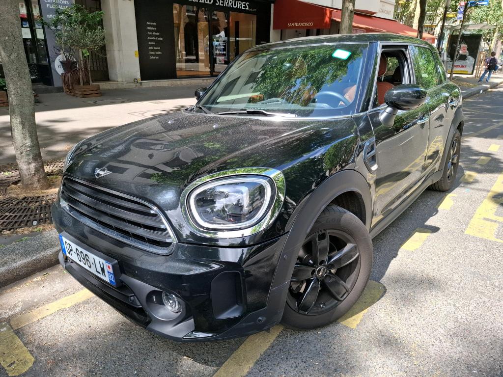 COUNTRYMAN F60