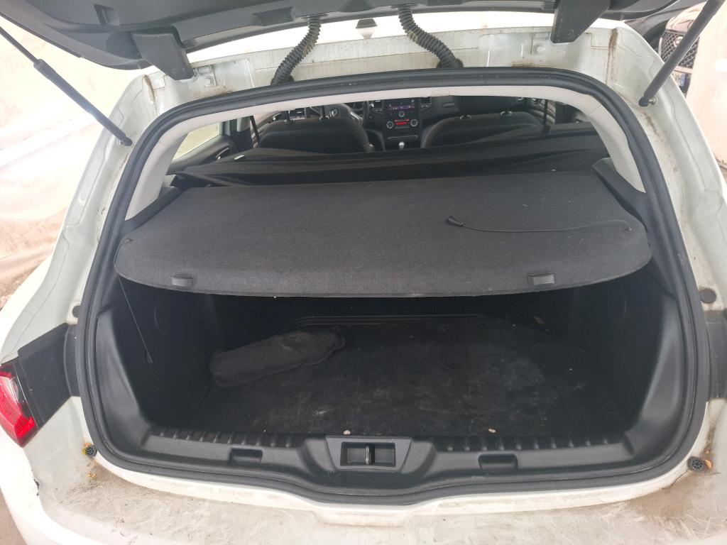 RENAULT MÉGANE MEGANE IV BERLINE Blue dCi 115 EDC Business 2019