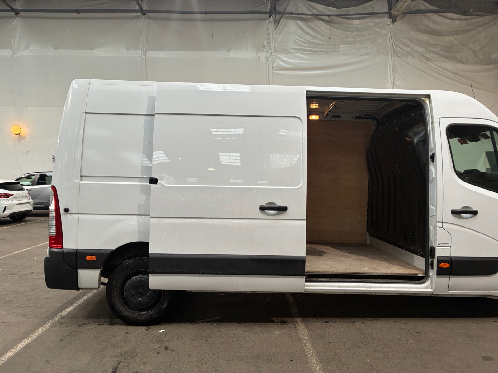 RENAULT TRUCKS MASTER FGN 3.5t 2.3 DCi 135 L3H2 2022