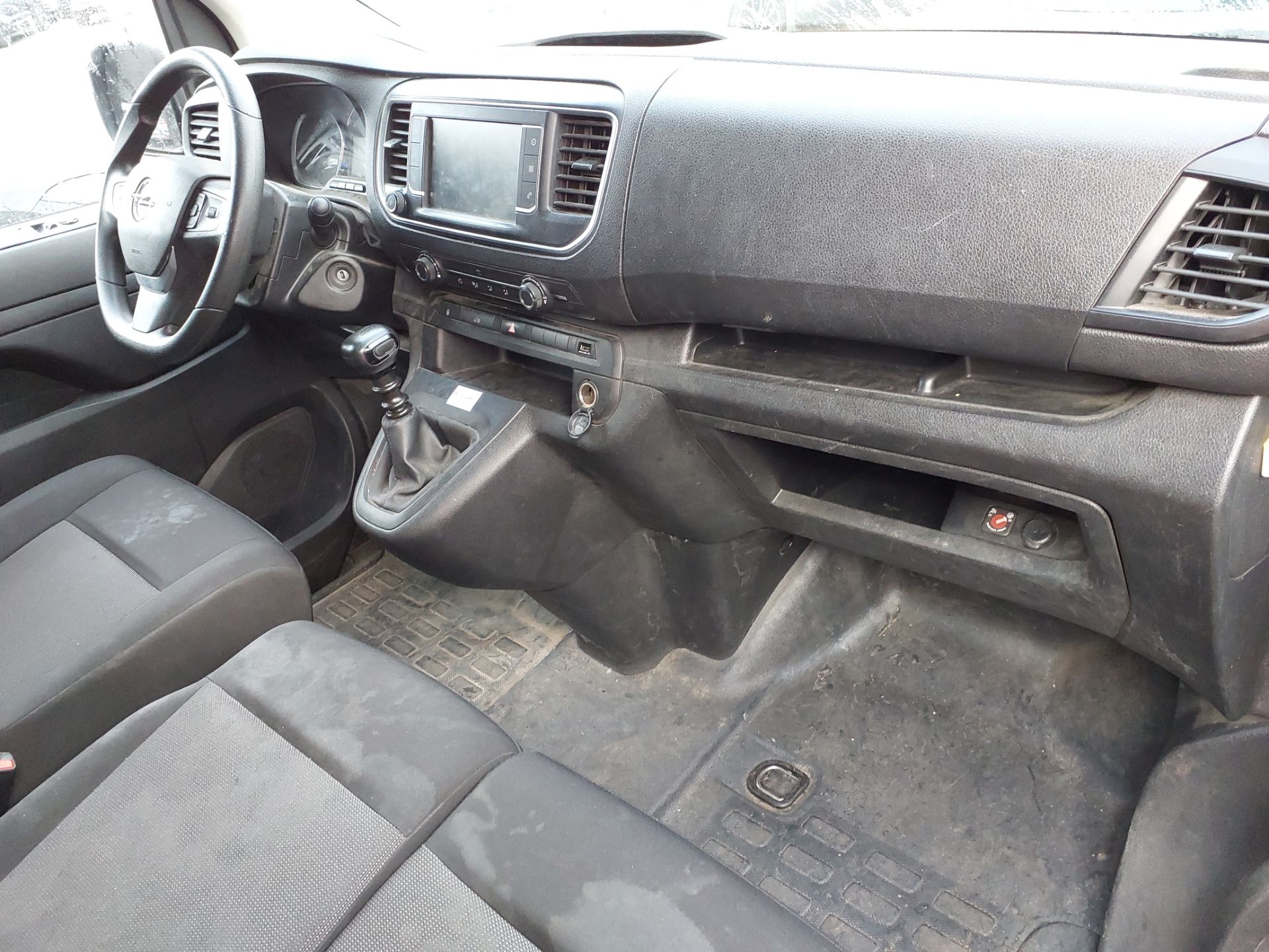 OPEL VIVARO FGN TAILLE M BLUEHDI 120 S&S BVM6 2023