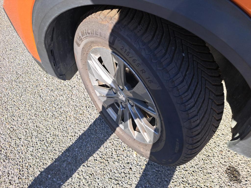 PEUGEOT 2008 PureTech 130 S&S BVM6 Active Pack 2023
