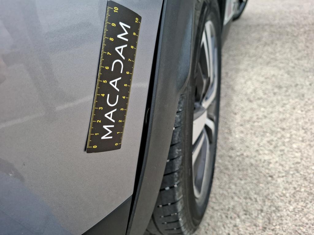 PEUGEOT 3008 Hybrid 225 e-EAT8 Allure Pack 2021