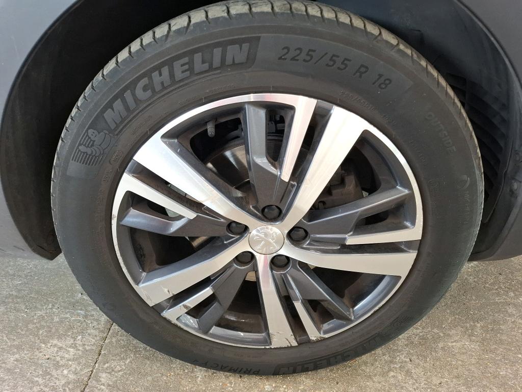 PEUGEOT 5008 BlueHDi 130ch S&S EAT8 Allure Pack 2021