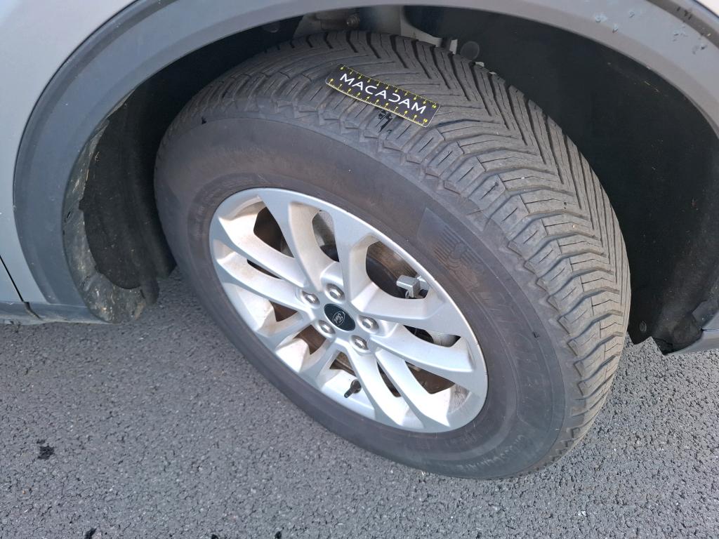 FORD KUGA 2.5 Duratec 180 ch FlexiFuel FHEV E85 Powershift Titanium 2025